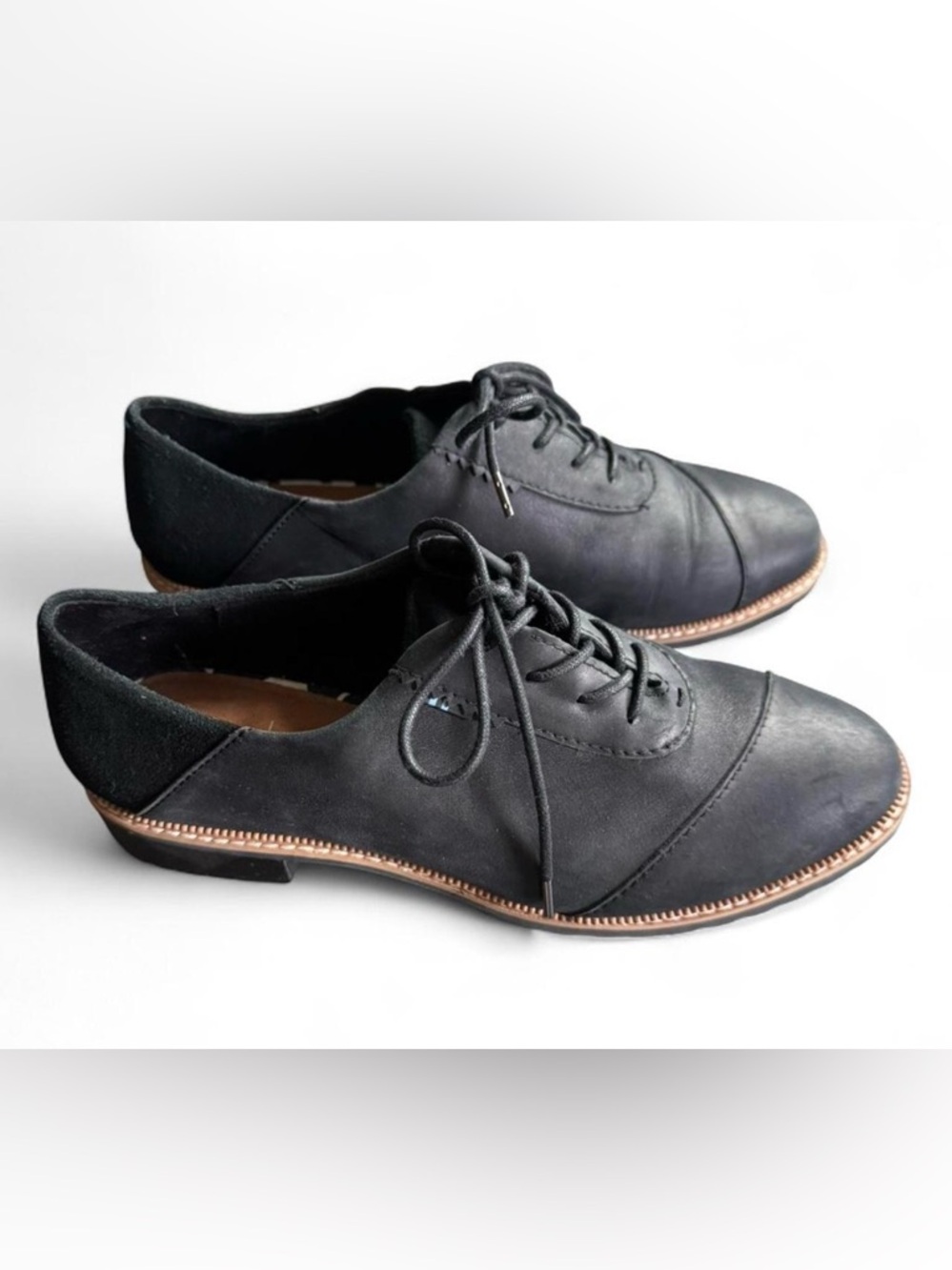 TOMS Black Leather Oxford Shoes Womens 8.5 Lace Up Comfort Minimalist Work